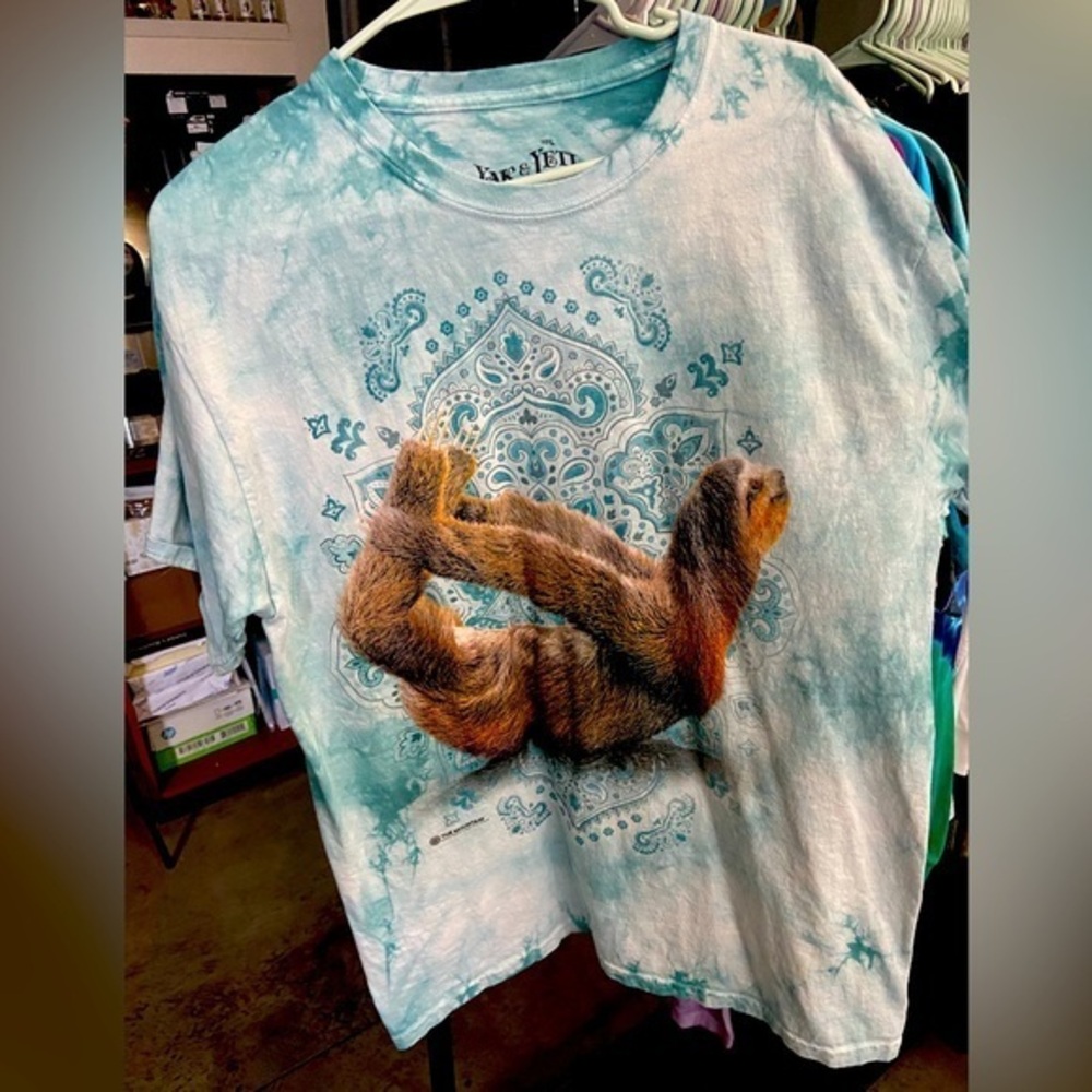 Mens lt. blue tie dye t shirt sloth sz:L Yak & Yeti